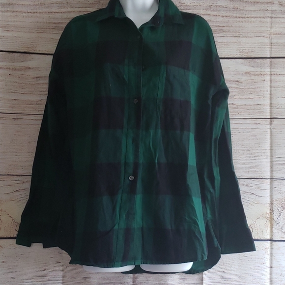 Old Navy Tops - Old Navy Flannel